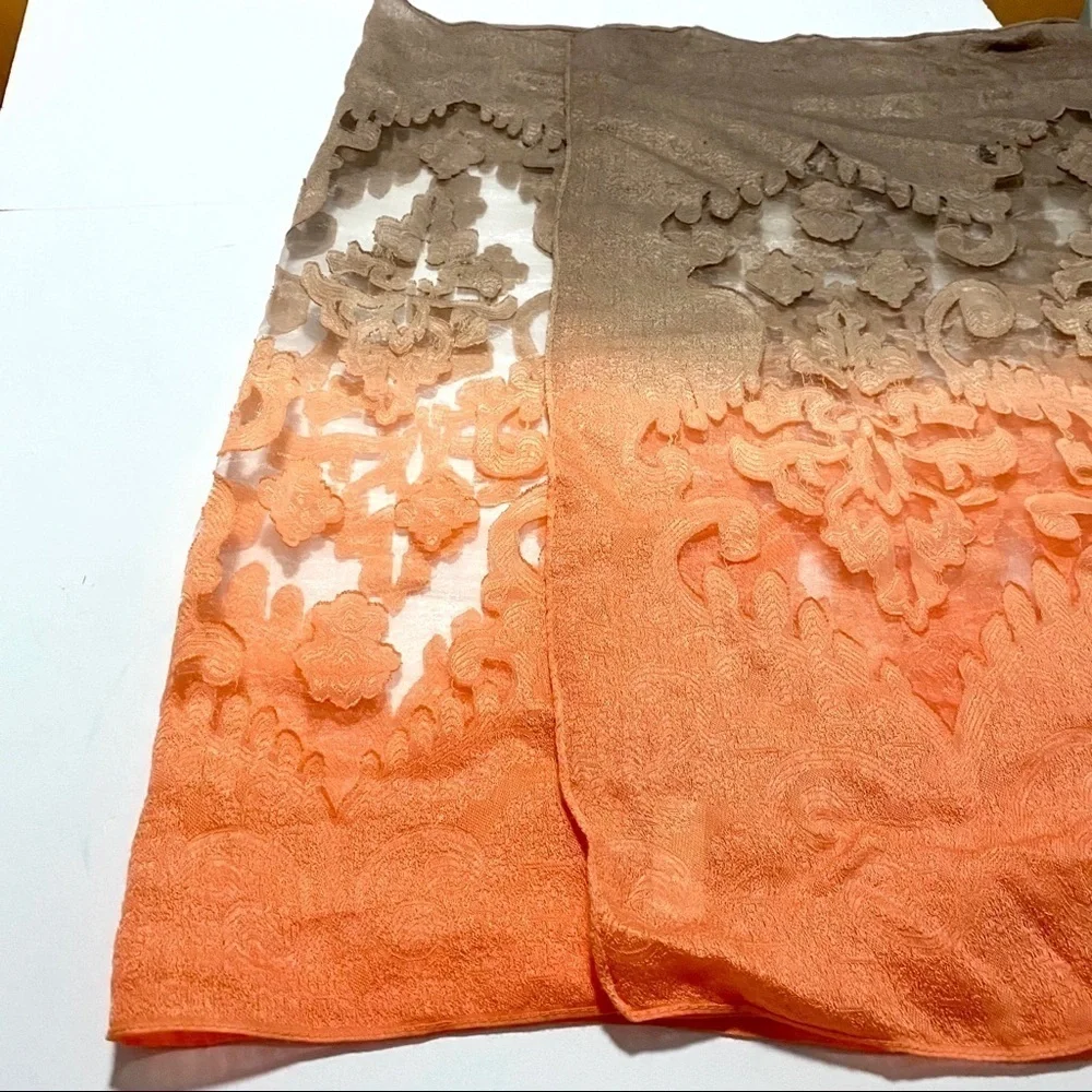 Sciarpa Lightweight Floral Lace Scarf 74”x56” Timeless Classic Traditional